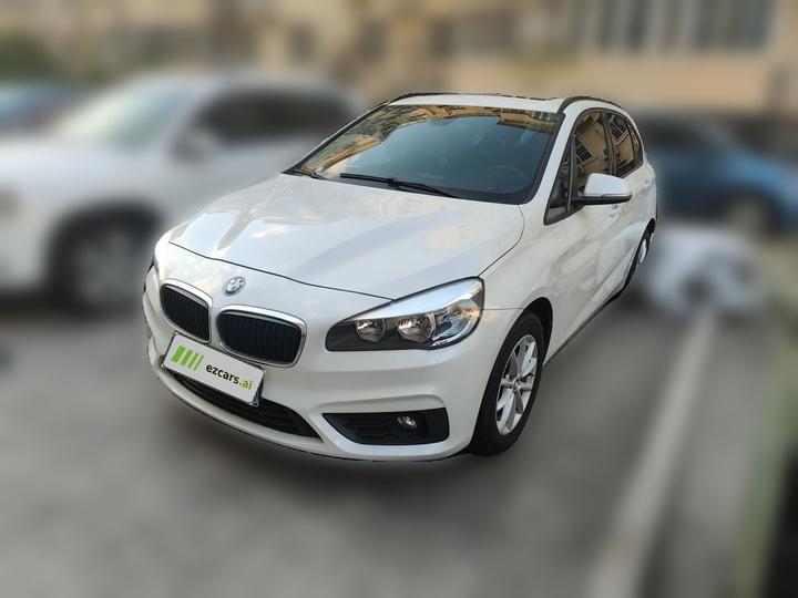 2 Series Wagon 2016 218i Fashion