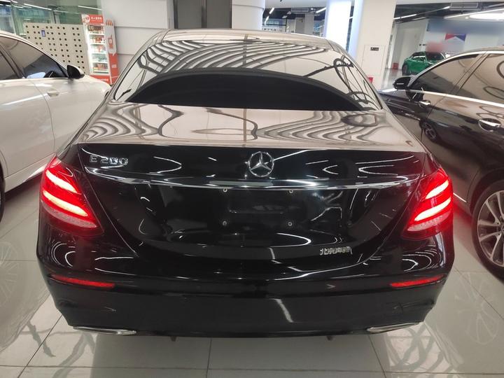 E-Class 2017 E 200 Sport photo 3