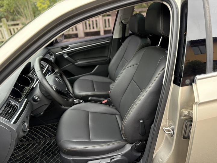 C-TREK 2018 1.5L AT Comfort photo 6