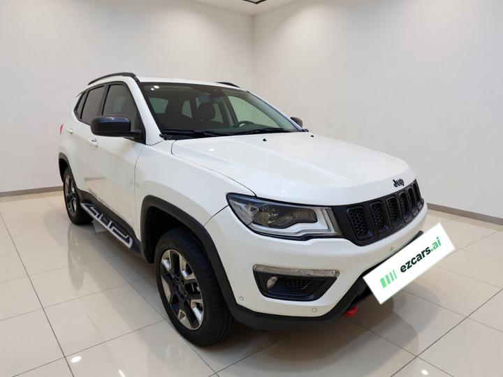 Compass 2017 200TS AT Performance AWD photo 3