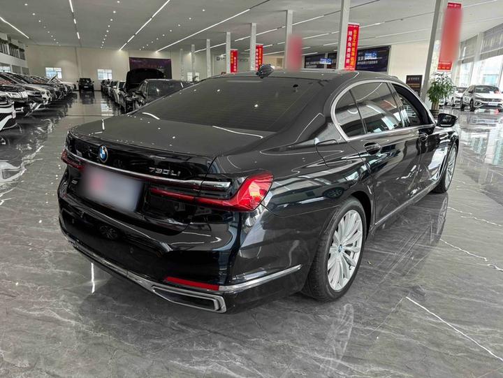 7 Series 2019 Facelift 730Li Luxury photo 4