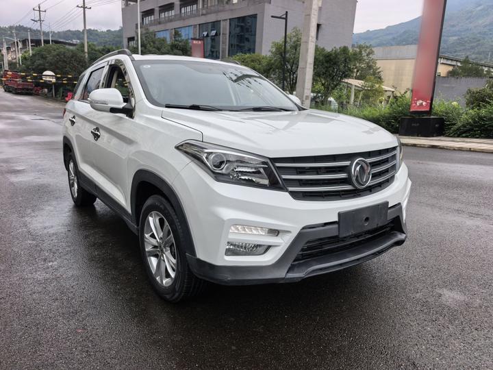 Fengon S560 2019 1.8L CVT Elite photo 3