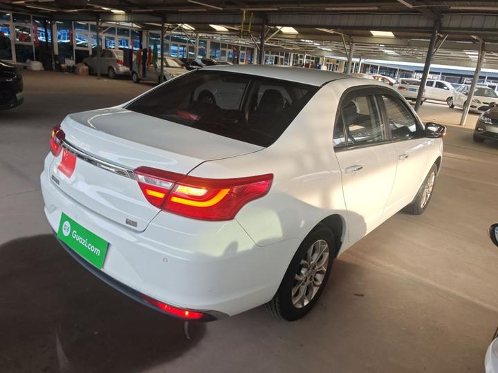 Vision 2018 1.5L MT photo 4