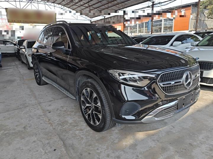 GLC 2023 Facelift GLC 260 L 4MATIC Dynamic 7-Seater photo 3