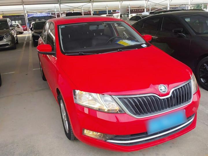 Rapid Spaceback 2019 1.5L AT Comfort photo 3