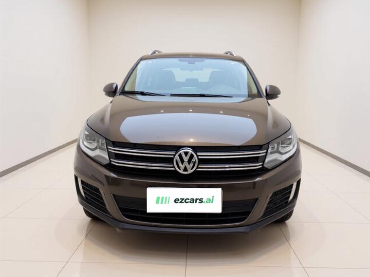 Tiguan 2015 1.8TSI AT RWD Luxury photo 2