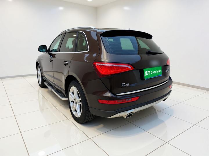 Q5 2017 40 TFSI Tech photo 4