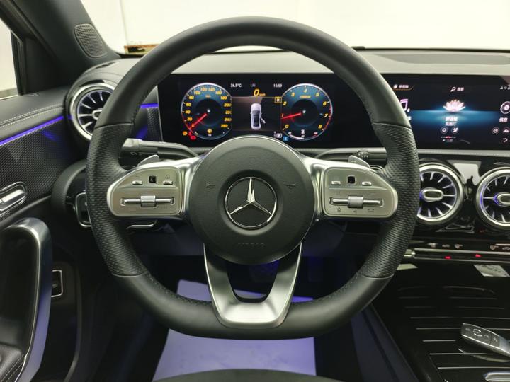 A-Class 2020 A 200 L Sport photo 3