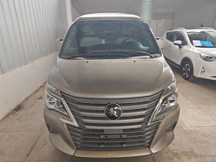 Lingzhi 2023 M5L 1.6L 7-Seater photo 2