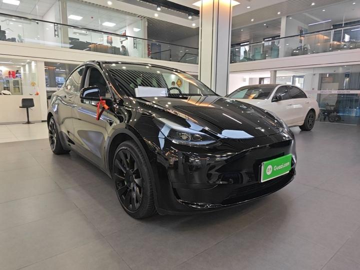 Model Y 2022 Facelift RWD photo 3