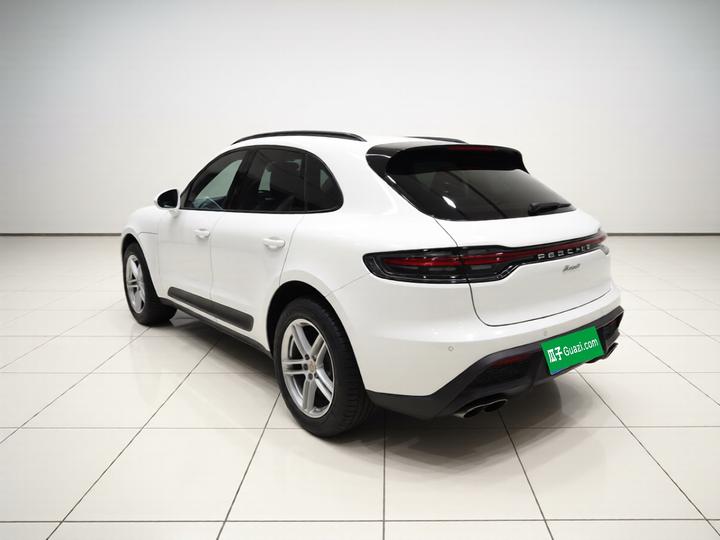 2023 Macan 2.0T photo 4