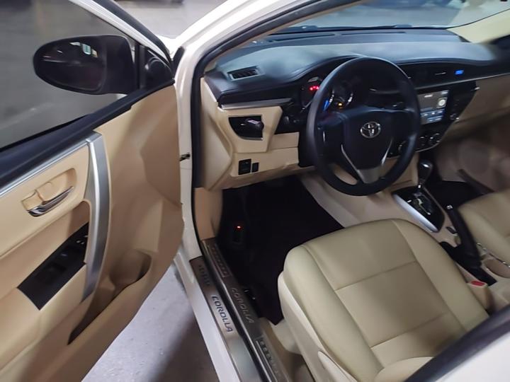 Corolla 2014 1.6L CVT GL photo 2