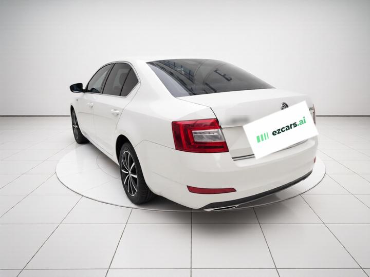 Octavia 2016 1.6L AT photo 4