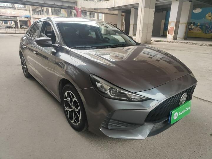 MG5 2023 180DVVT CVT Luxury photo 3