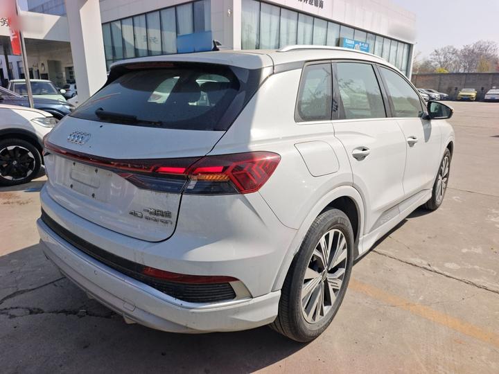 Q4 e-tron 2024 40 e-tron photo 4