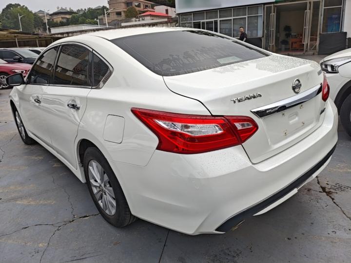 Teana 2016 Facelift 2.0L XL Comfort photo 4