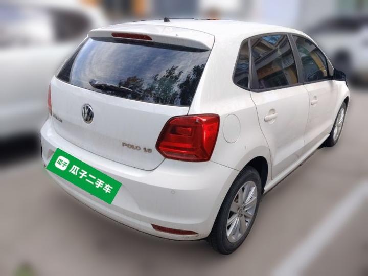 Polo 2014 1.6L AT Comfort photo 6