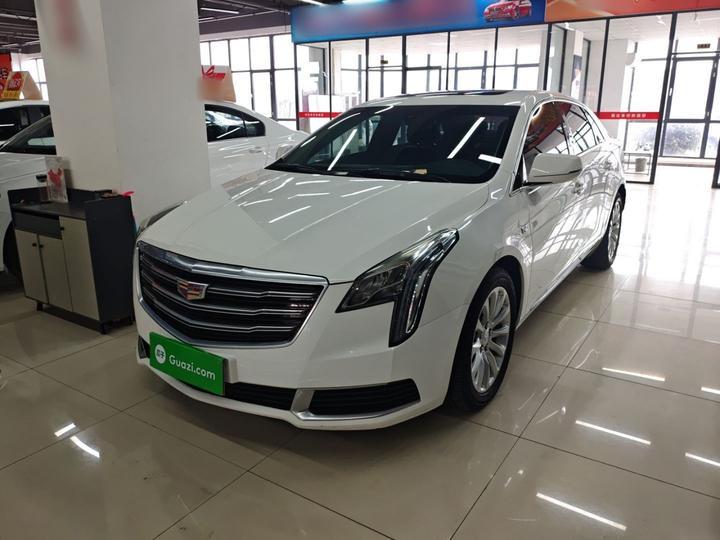 XTS 2018 28T Tech