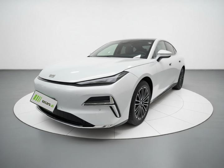 Galaxy Starlight 8 2025 130km EM-i Exclusive