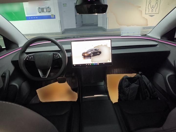 Model 3 2023 RWD photo 5