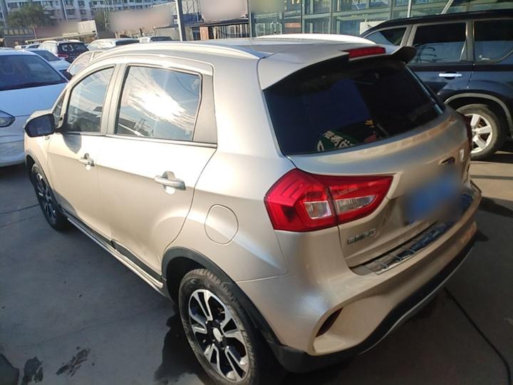 Vision X3 2017 1.5L AT Elite photo 4