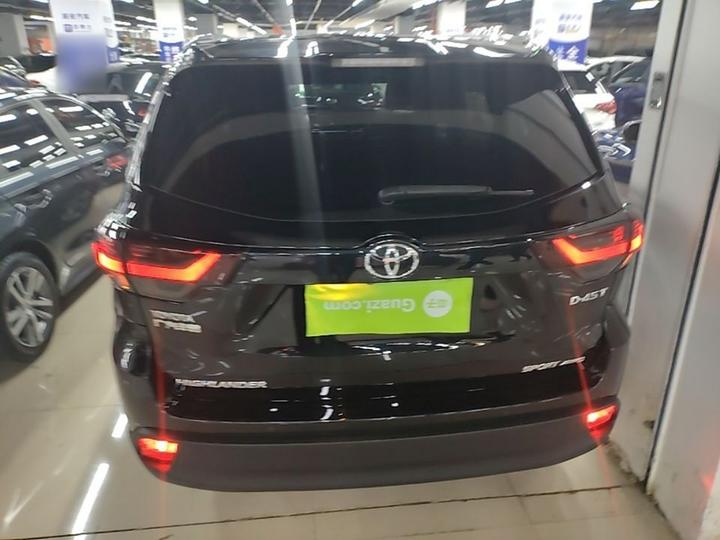 Highlander 2018 2.0T AWD Luxury 7-Seater China V photo 3