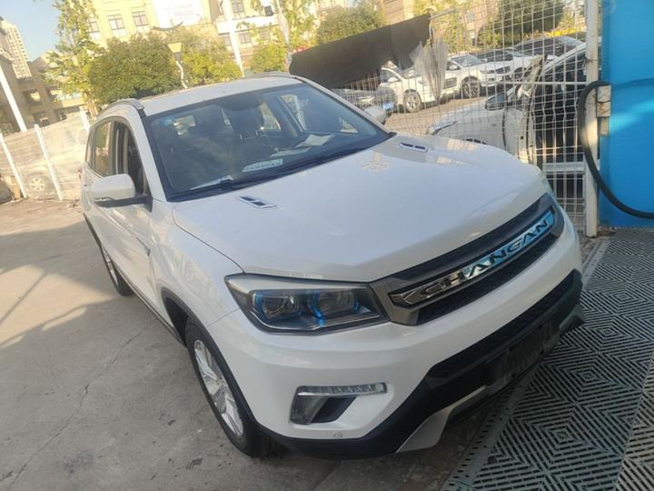 CS75 2016 1.5T MT photo 3