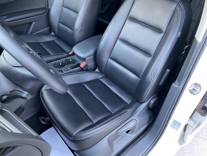 2016 L 280TSI MT photo 6
