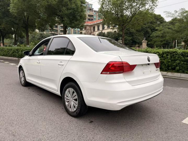 Santana 2016 1.6L MT photo 4
