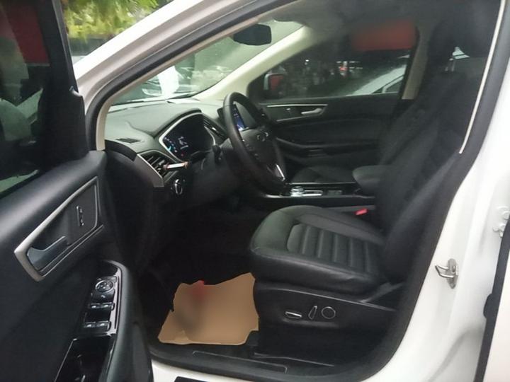 Edge 2020 EcoBoost 245 RWD 7-Seater photo 4
