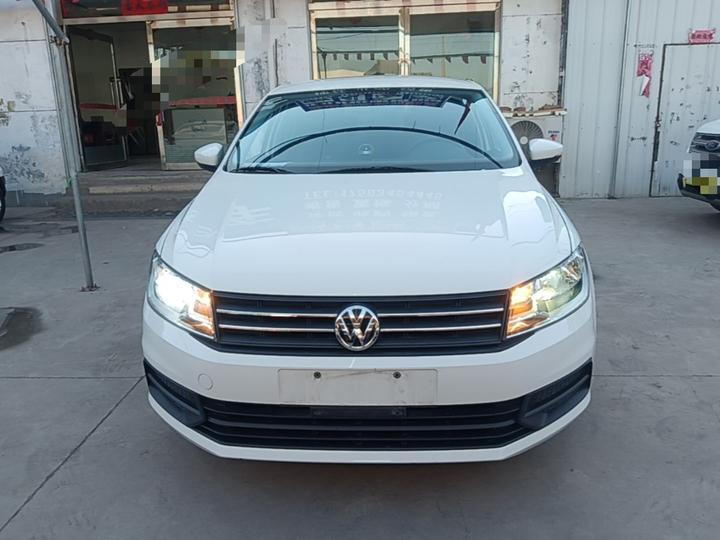 Santana 2021 1.5L AT photo 2