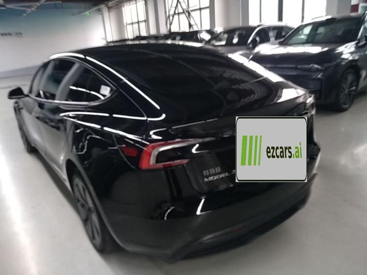 Model 3 2023 RWD photo 4