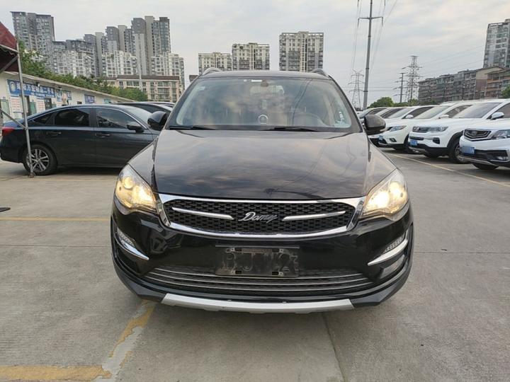 Domy X5 2017 Value 1.6L MT Comfort photo 2