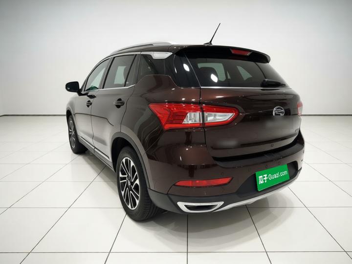 GAC Trumpchi GS4 2017 200T MT RWD Elite photo 4