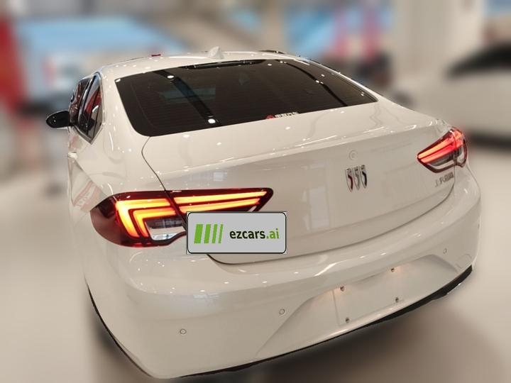Regal 2024 Facelift 25T photo 4