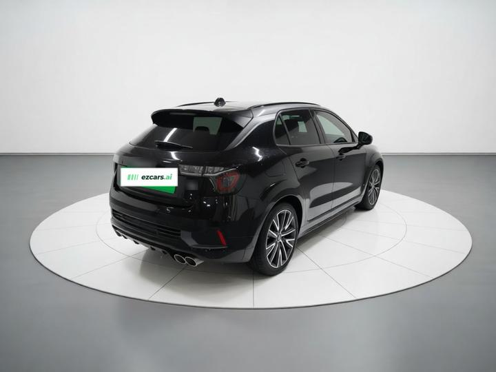 02 Hatchback 2022 2.0TD Pro photo 4