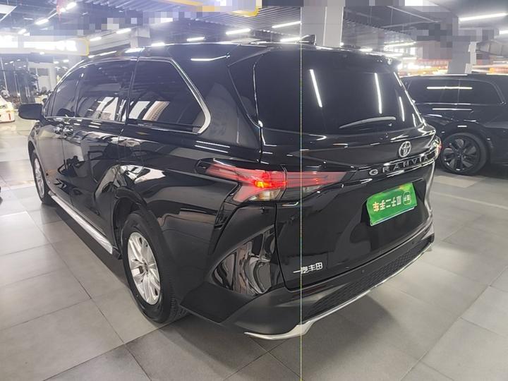 Granvia 2024 2.5L Hybrid Comfort photo 4