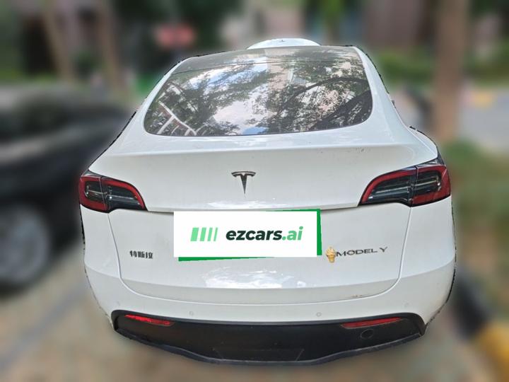 Model Y 2022 Facelift RWD photo 5