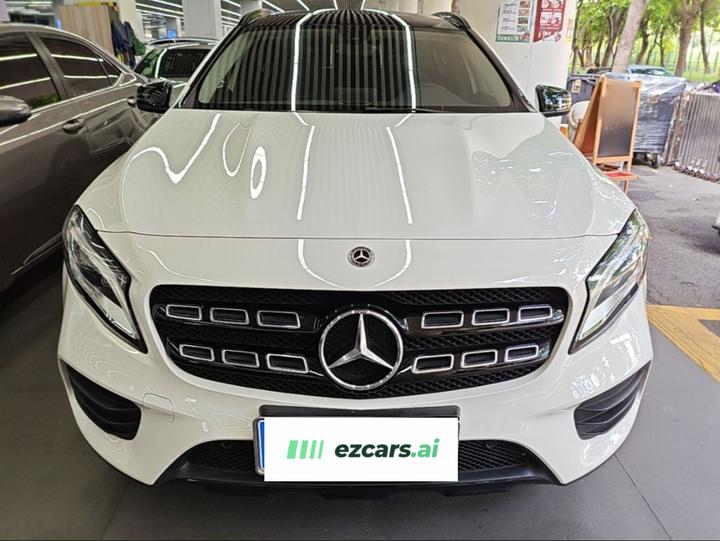 GLA 2018 GLA 220 4MATIC Sport photo 2