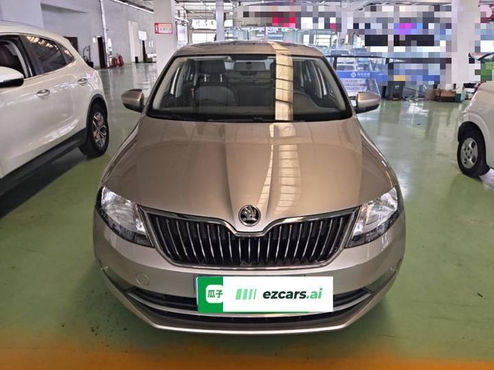 Rapid 2018 1.6L AT Comfort photo 2