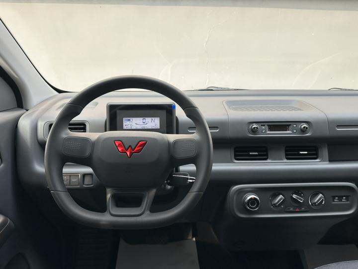 Wuling Pro 2026 405km EV Bus 6-Seater photo 2