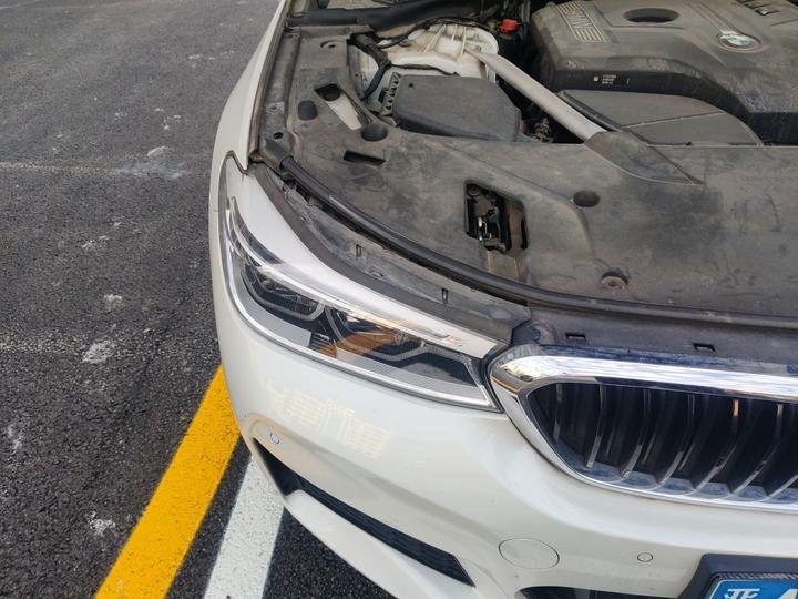 6 SeriesGT 2019 630i M Sport Package photo 7
