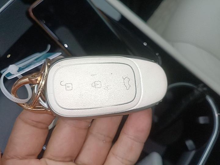 Li Auto ONE 2021 EREV 6-Seater photo 8