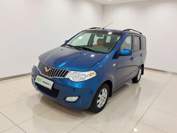Wuling Hongguang 2014 1.2L Base IV