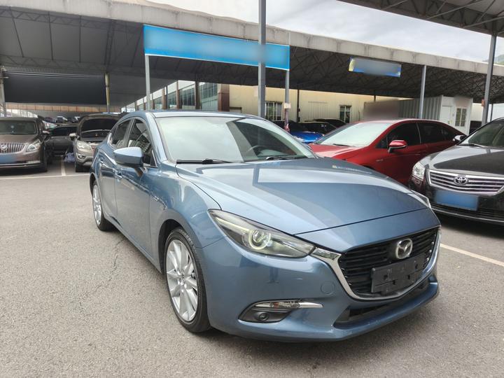 3 Axela 2017 Sedan 2.0L AT Premium China V photo 3