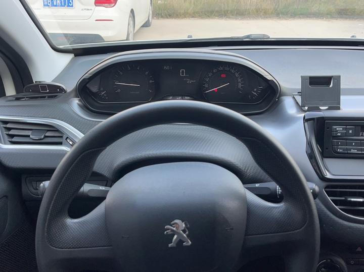 2008 2014 1.6L MT photo 4