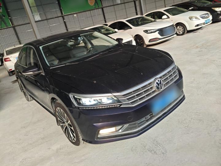 Passat 2017 330TSI DSG photo 3
