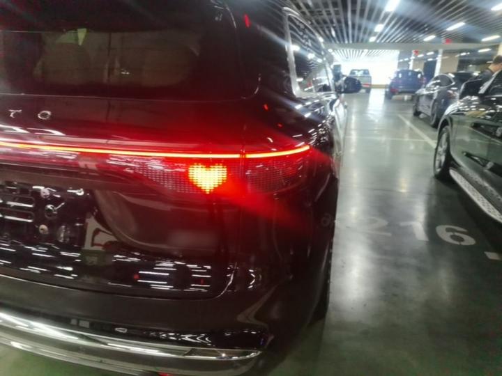 HIMA AITO M8 2025 EREV Ultra 53.4kWh 6-Seater 192-Line LiDAR photo 7