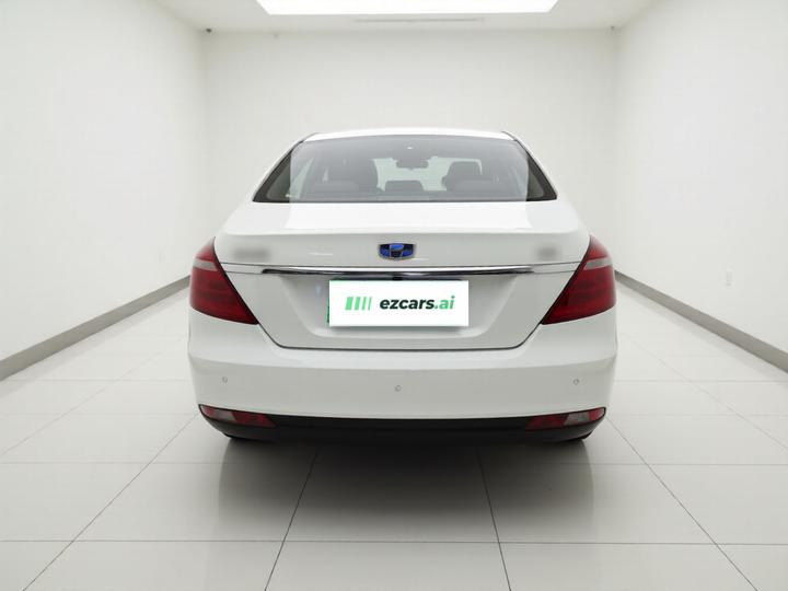 Emgrand 2017 Sedan 1.5L MT photo 5