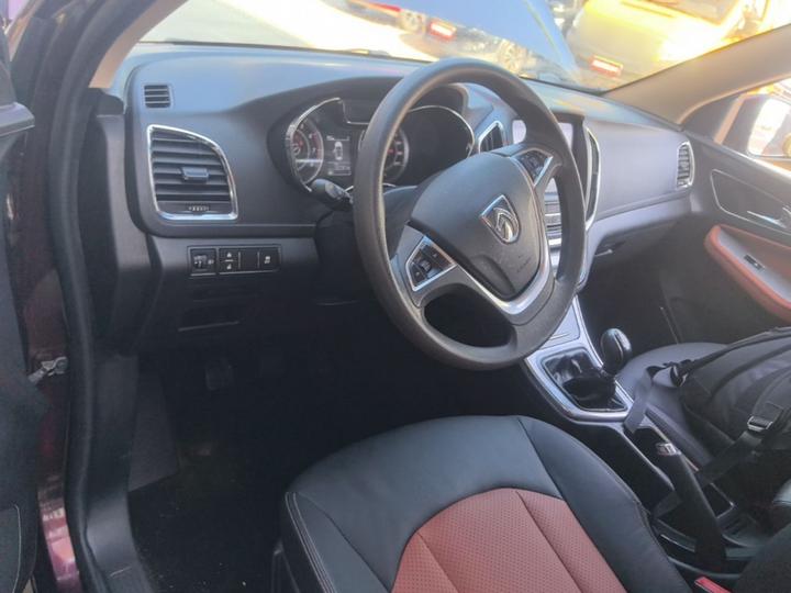560 2015 1.8L MT Elite photo 5